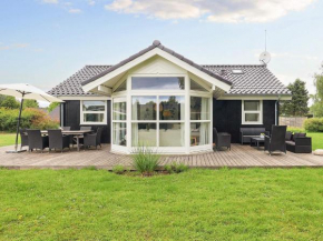 6 person holiday home in V ggerl se, Bogø By